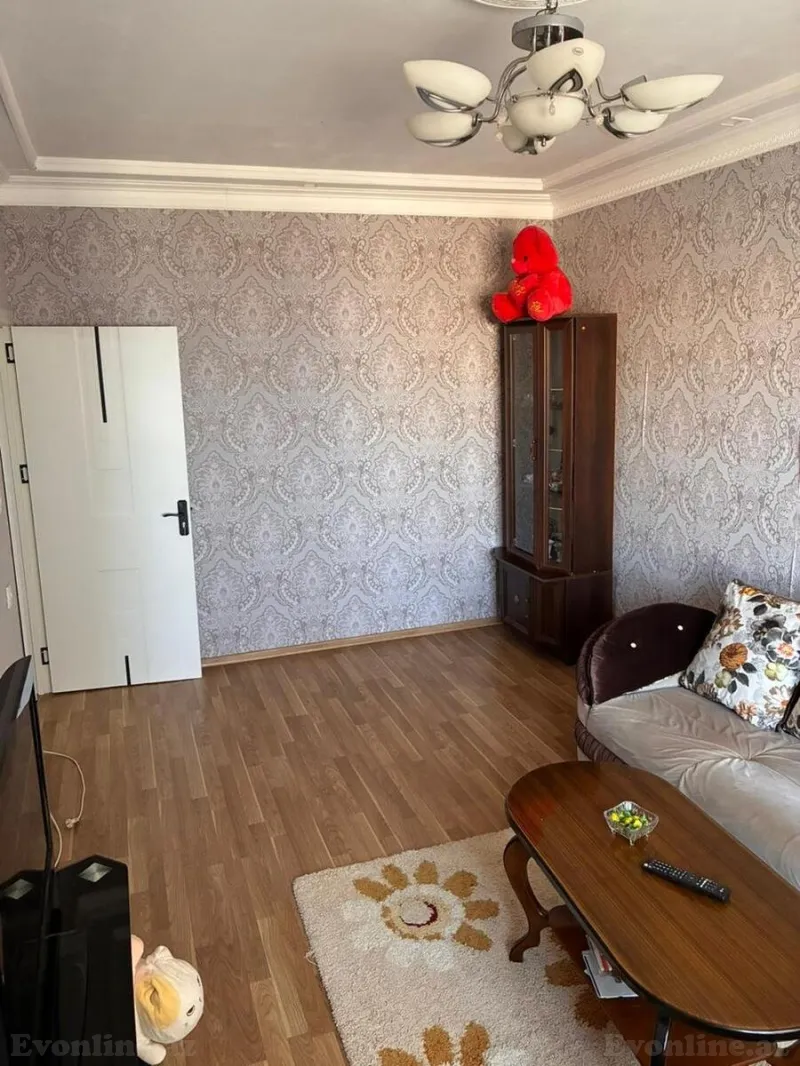 Satılır 2 otaqlı Mənzil Köhnə tikili 60 m² Massiv V - şəkil 2