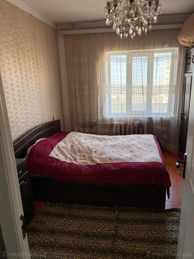 Satılır 2 otaqlı Mənzil Köhnə tikili 60 m² Massiv V - şəkil 3