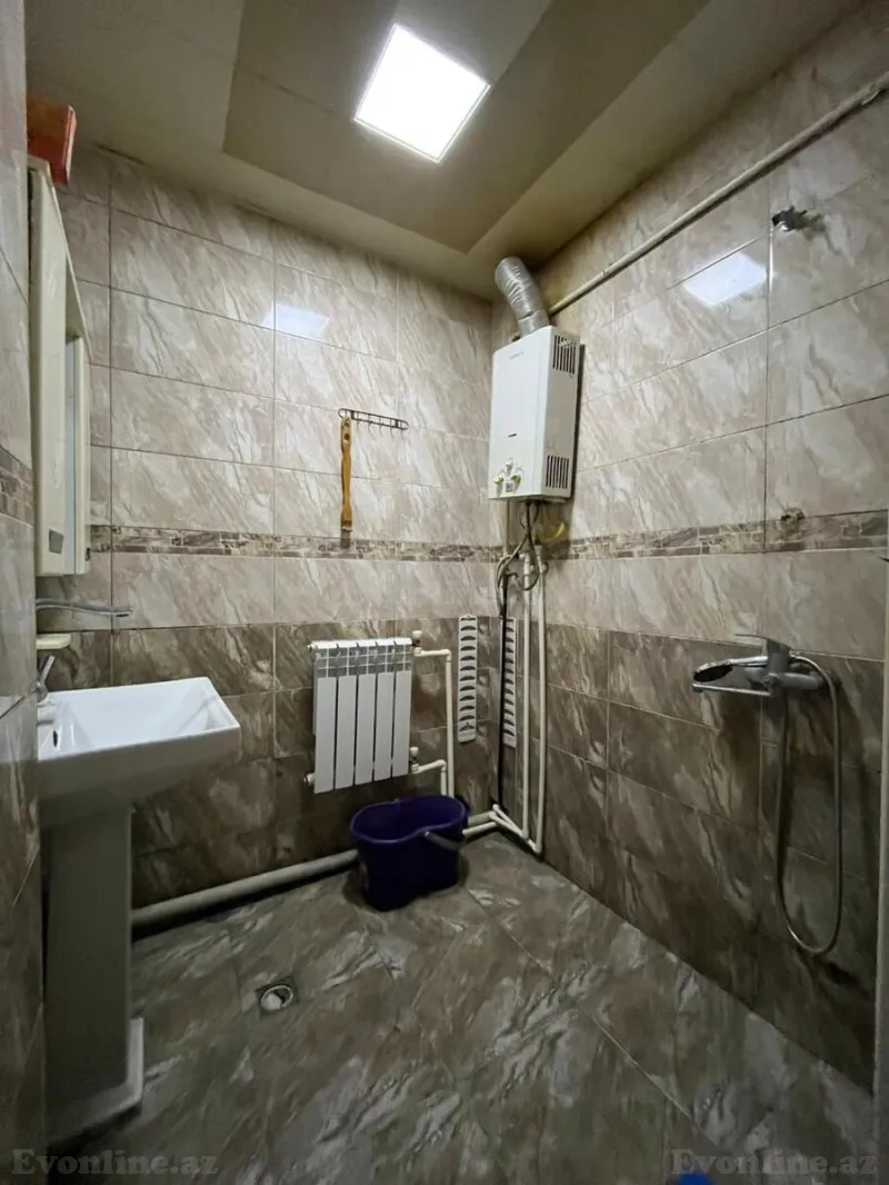 Satılır 2 otaqlı Mənzil Köhnə tikili 65 m² Xətai r. - şəkil 17