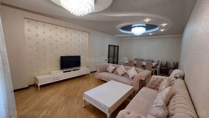 4 otaqlı Mənzil 225 m² Elmlər Akademiyası m. Kirayə verilir