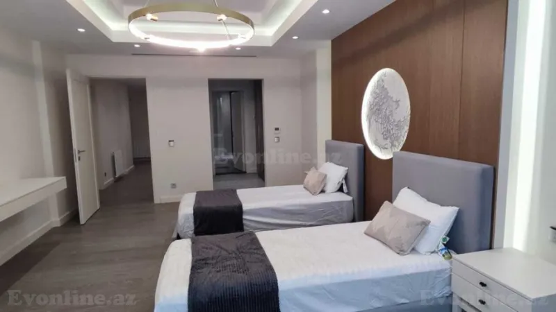 Kirayə verilir 4 otaqlı Mənzil Yeni tikili 350 m² İçərişəhər m. - şəkil 15