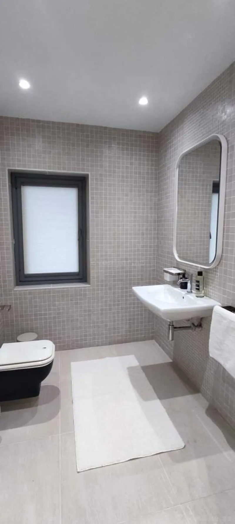 Kirayə verilir 4 otaqlı Mənzil Yeni tikili 350 m² İçərişəhər m. - şəkil 19