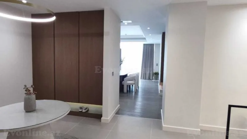 Kirayə verilir 4 otaqlı Mənzil Yeni tikili 350 m² İçərişəhər m. - şəkil 22