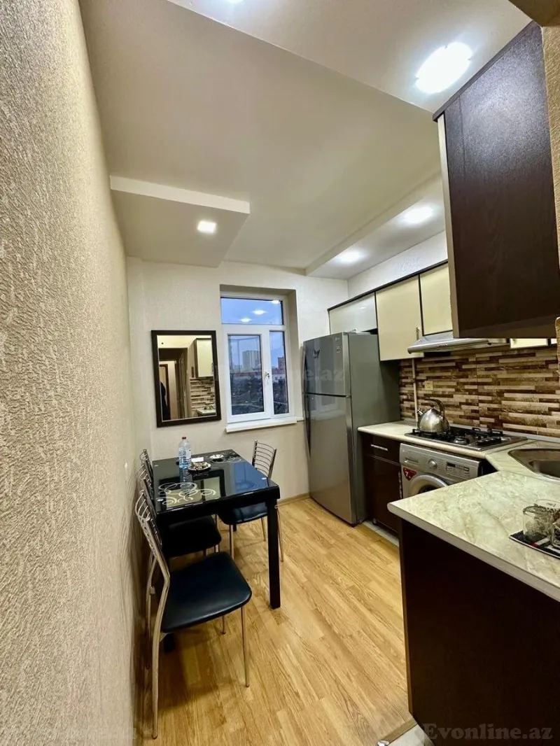 Satılır 3 otaqlı Mənzil Köhnə tikili 90 m² Qara Qarayev m. - şəkil 2