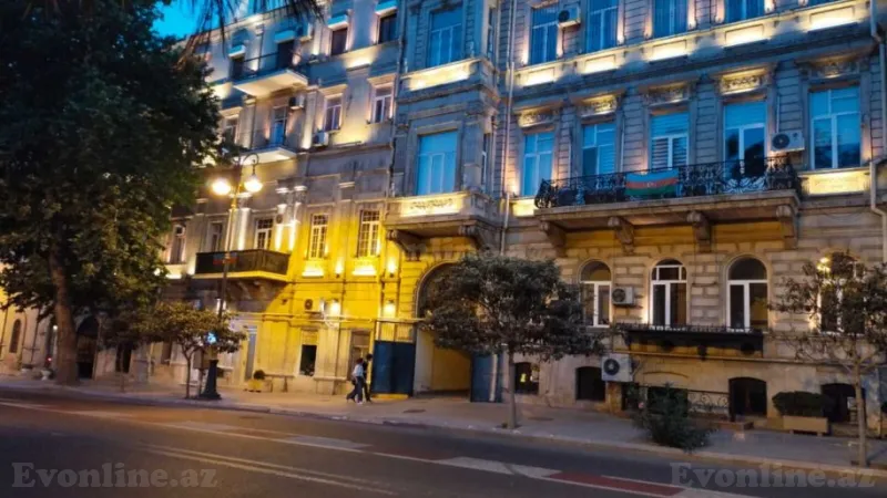 Kirayə verilir Ofis 65 m² İçərişəhər m. - şəkil 3
