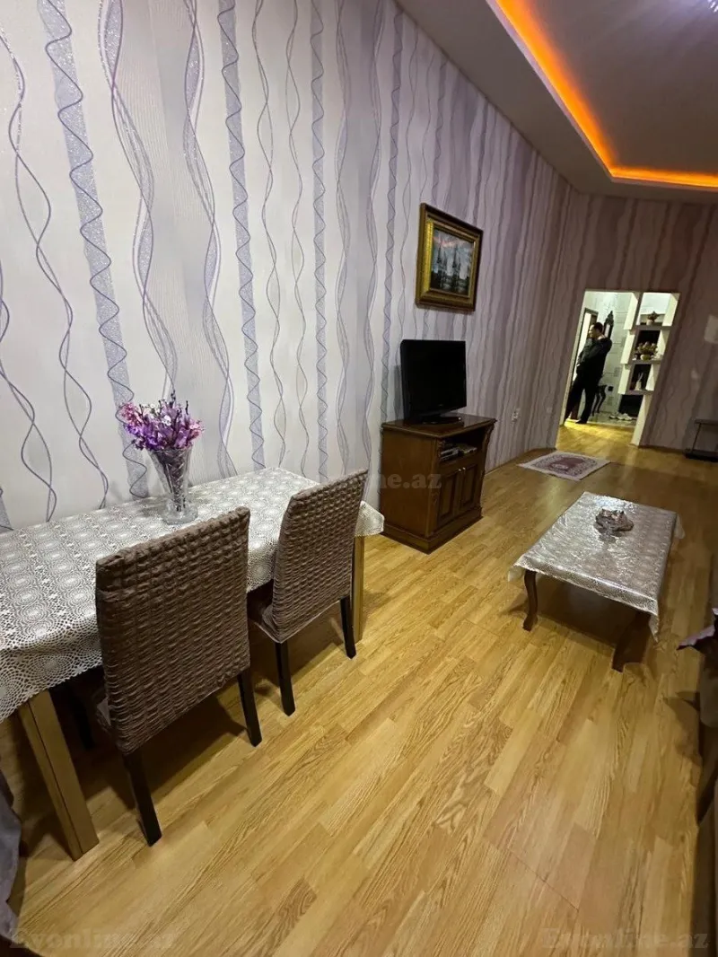 Kirayə verilir 2 otaqlı Mənzil Yeni tikili 70 m² Gənclik m. - şəkil 2