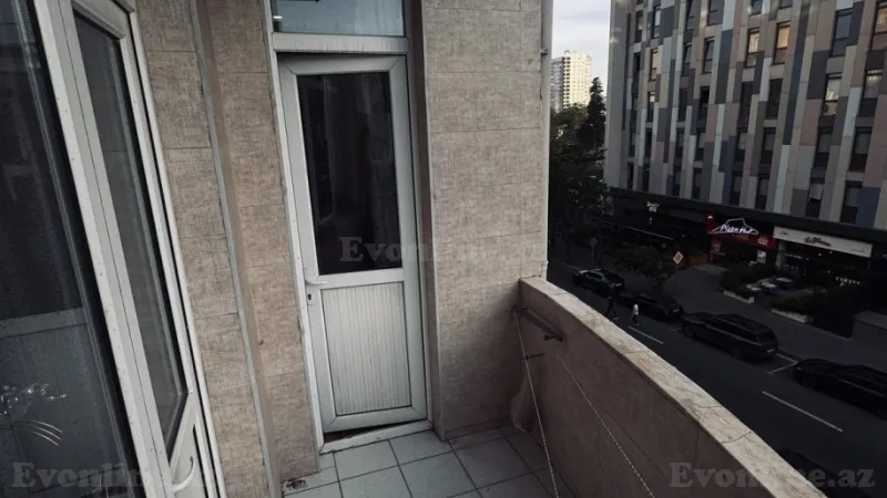 Satılır 3 otaqlı Mənzil Yeni tikili 110 m² Nərimanov r. - şəkil 3
