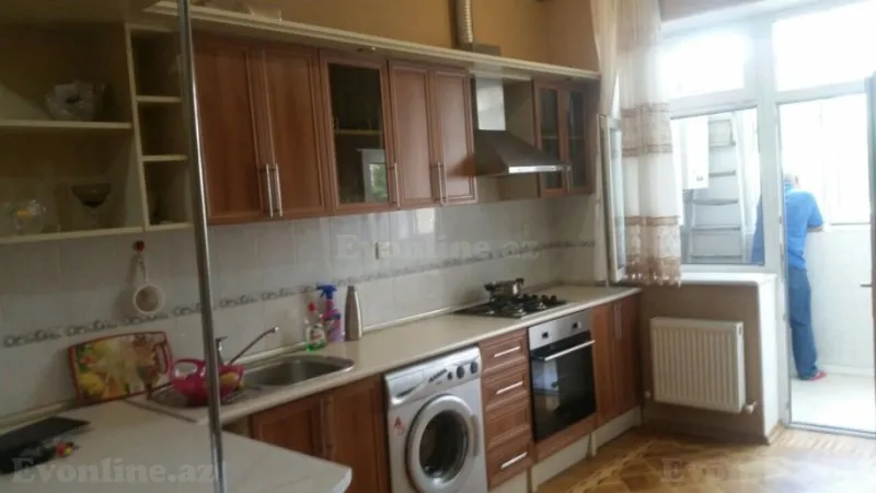 Kirayə verilir 1 otaqlı Mənzil Köhnə tikili 30 m² 28 May m. - şəkil 5