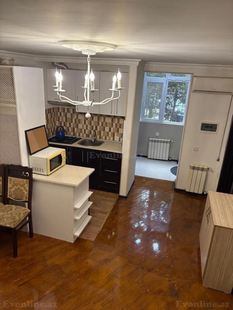 Satılır 2 otaqlı Mənzil Köhnə tikili 40 m² Yasamal - şəkil 6