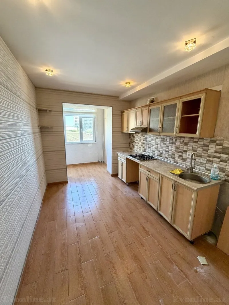Satılır 3 otaqlı Mənzil Köhnə tikili 75 m² Qara Qarayev m. - şəkil 4