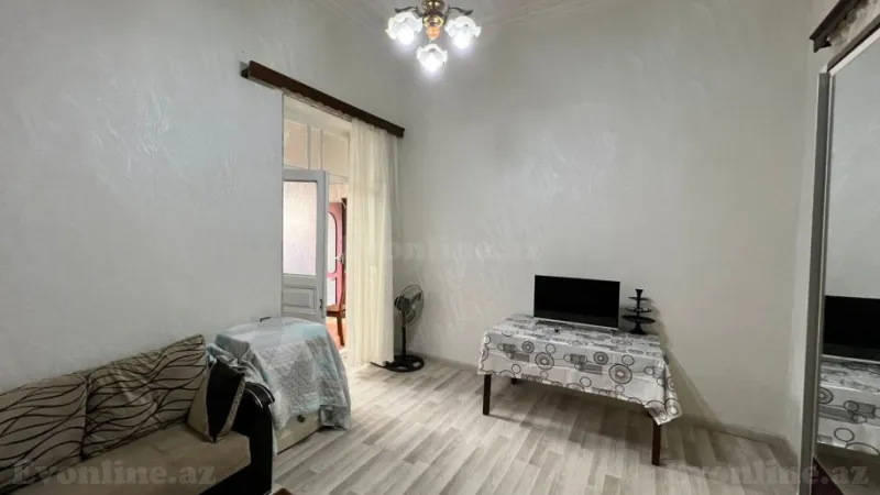 Kirayə verilir 2 otaqlı Mənzil Köhnə tikili 60 m² Sahil m. - şəkil 3