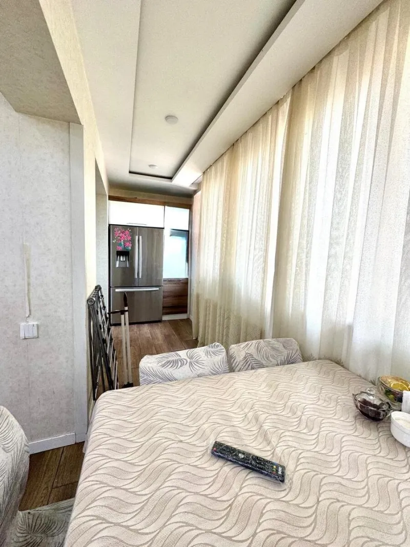 Satılır 5 otaqlı Mənzil Köhnə tikili 130 m² Yeni Yasamal - şəkil 4