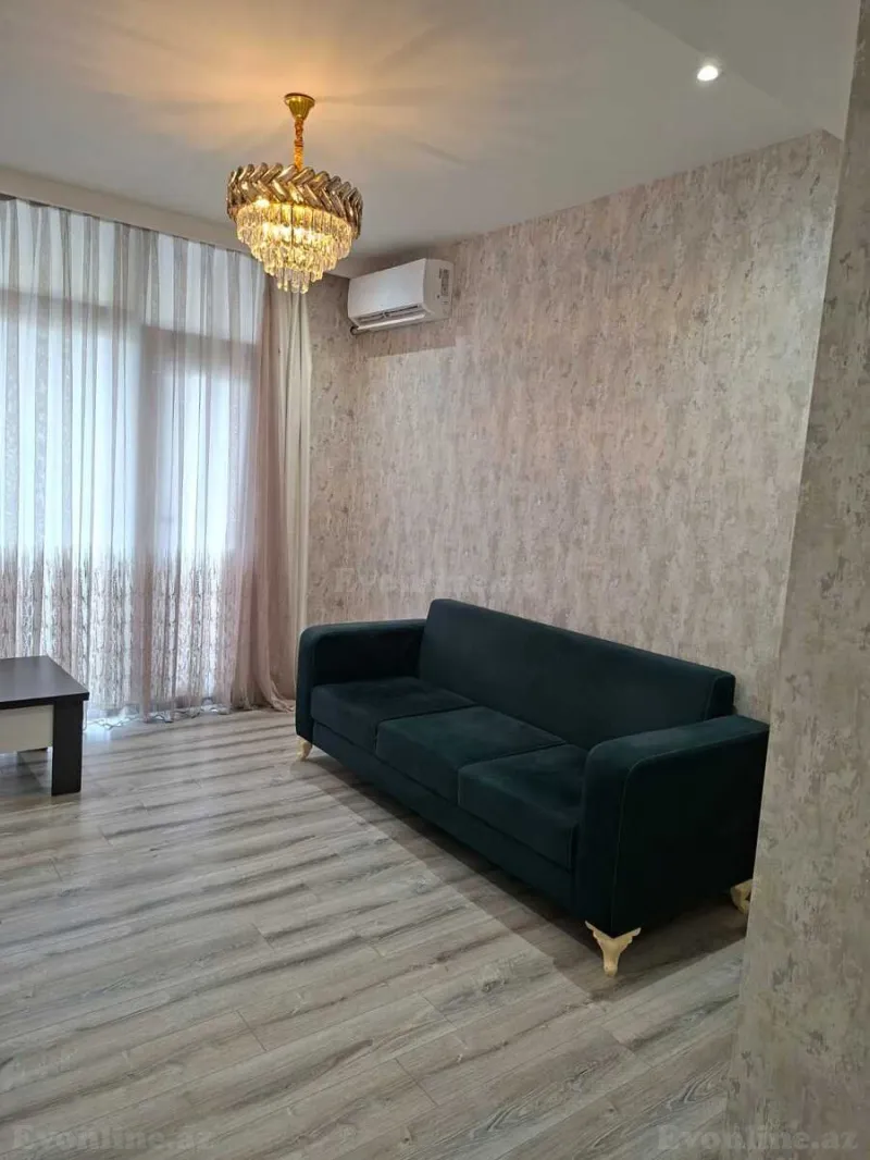 Bakı, Yasamal r., İnşaatçılar m.da 2 otaqlı mənzil kirayə verilir