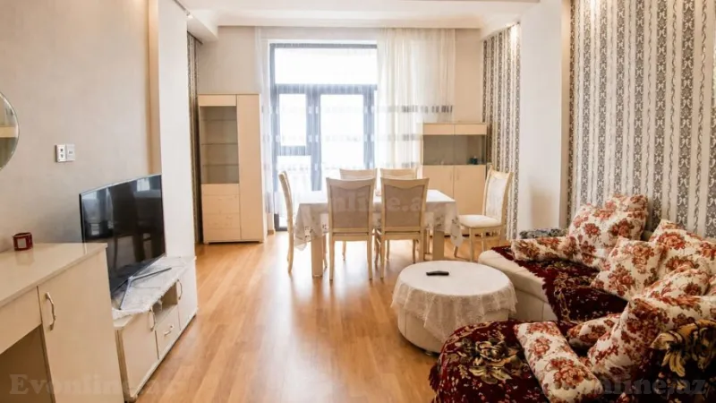 Kirayə verilir 2 otaqlı Mənzil Yeni tikili 95 m² İçərişəhər m. - şəkil 3