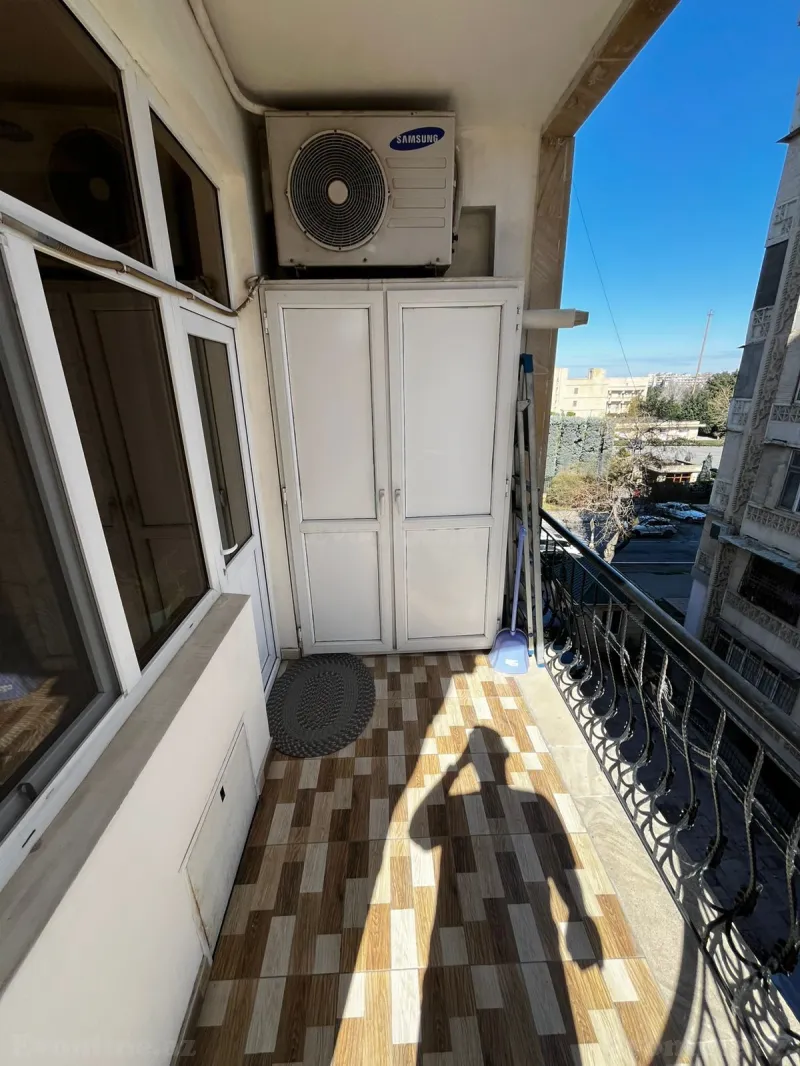 Satılır 3 otaqlı Mənzil Yeni tikili 100 m² Memar Əcəmi m. - şəkil 8
