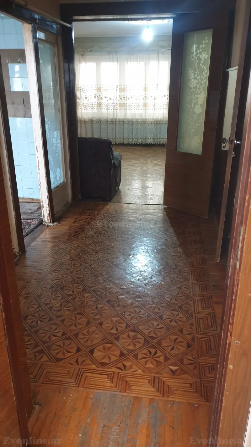 Satılır 4 otaqlı Mənzil Köhnə tikili 105 m² H.Əliyev pr. - şəkil 3