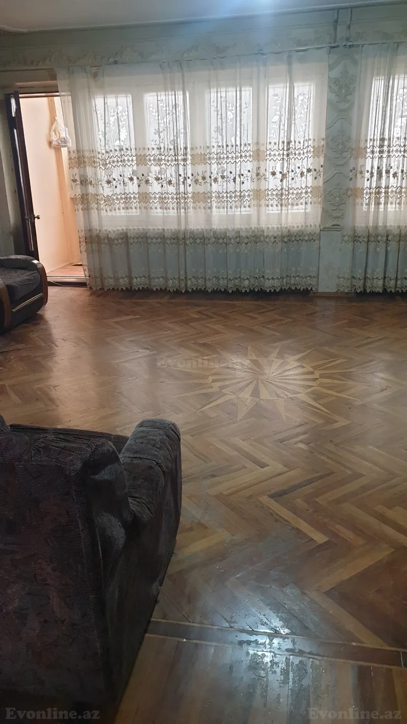 Satılır 4 otaqlı Mənzil Köhnə tikili 105 m² H.Əliyev pr. - şəkil 4
