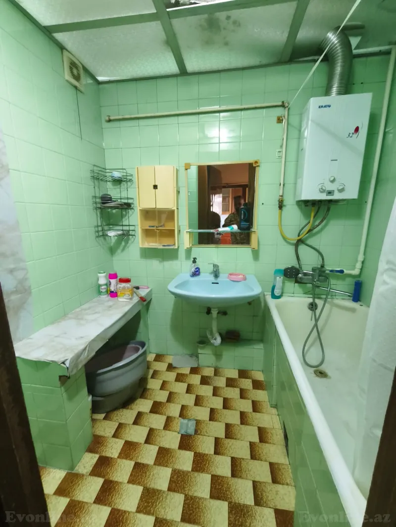 Satılır 4 otaqlı Mənzil Köhnə tikili 105 m² H.Əliyev pr. - şəkil 5