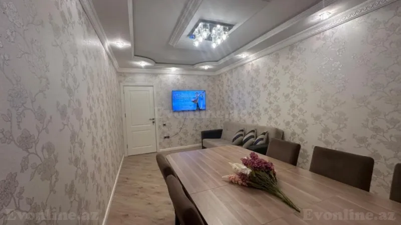 Satılır 5 otaqlı Mənzil Köhnə tikili 110 m² Əhmədli - şəkil 2