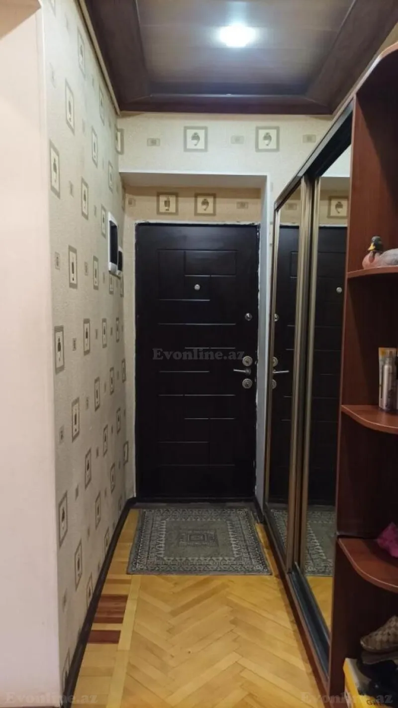 Bakı, Nərimanov r., Gənclik m.da 3 otaqlı mənzil satılır