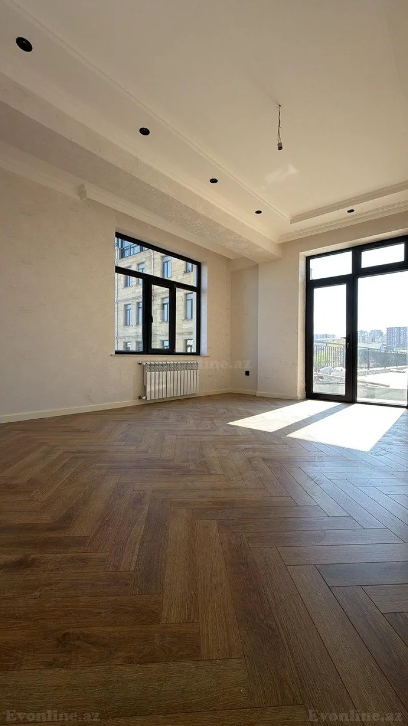 Satılır 3 otaqlı Mənzil Yeni tikili 109 m² İnşaatçılar m. - şəkil 2