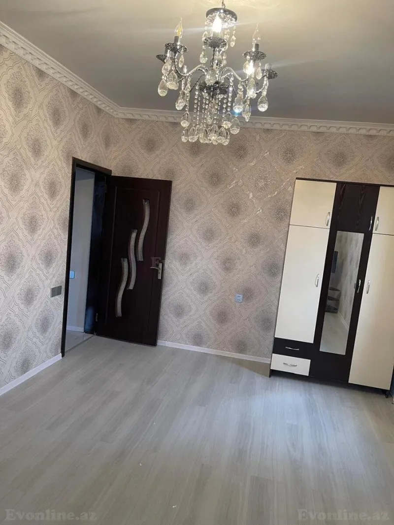 Satılır 2 otaqlı Mənzil Köhnə tikili 42 m² Suraxanı r. - şəkil 4