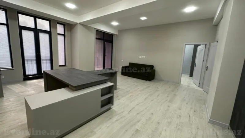 Kirayə verilir Ofis 190 m² Xətai m. - şəkil 4