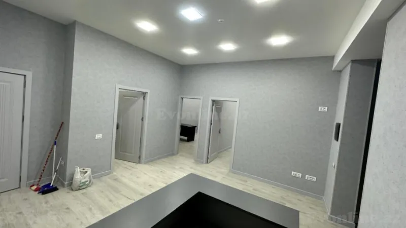 Kirayə verilir Ofis 190 m² Xətai m. - şəkil 10