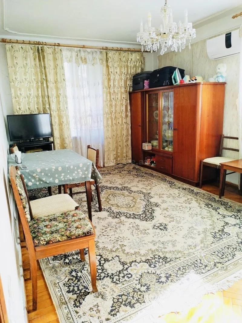 Satılır 2 otaqlı Mənzil Köhnə tikili 50 m² Elmlər Akademiyası m. - şəkil 2