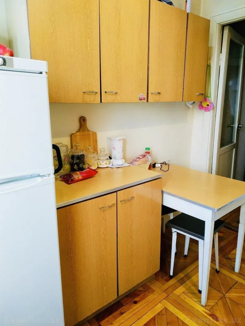 Satılır 2 otaqlı Mənzil Köhnə tikili 50 m² Elmlər Akademiyası m. - şəkil 15