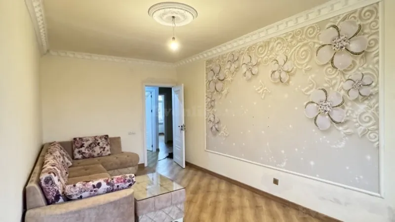 Kirayə verilir 2 otaqlı Mənzil Köhnə tikili 58 m² Hövsan