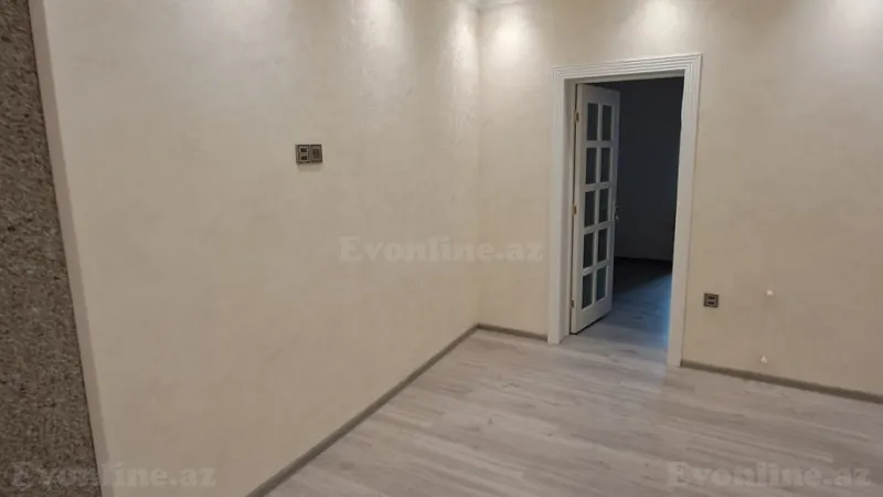 Satılır 3 otaqlı Mənzil Köhnə tikili 70 m² Sabunçu r. - şəkil 4