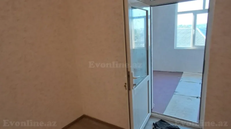 Satılır 3 otaqlı Mənzil Köhnə tikili 70 m² Sabunçu r. - şəkil 10