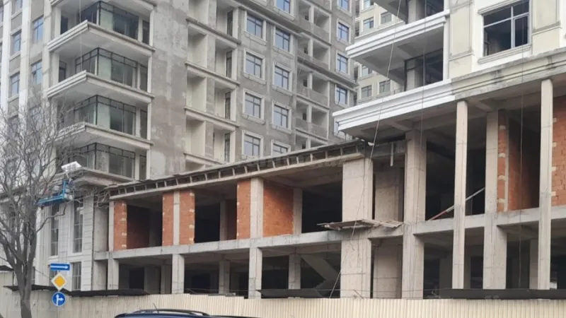 Satılır Obyekt 20300 m² 28 May m. - şəkil 2