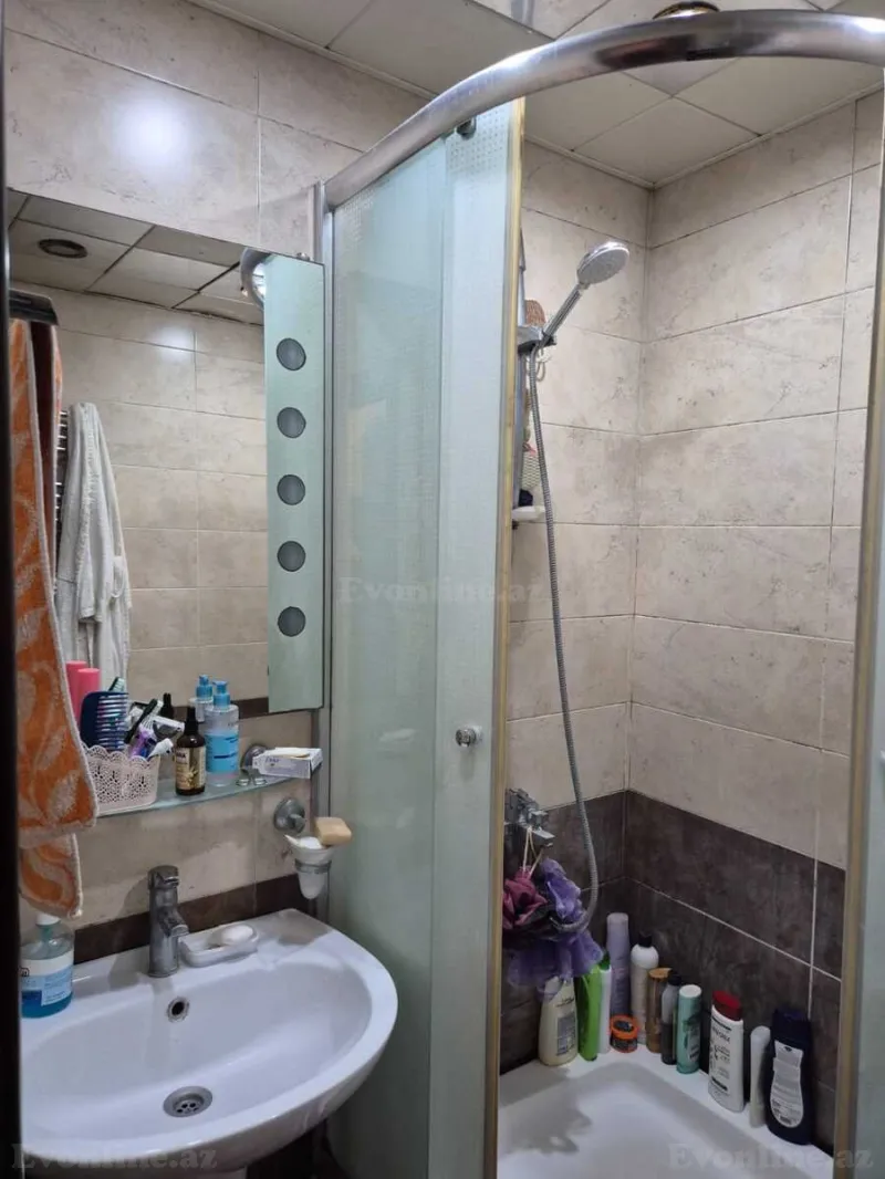 Satılır 2 otaqlı Mənzil Köhnə tikili 65 m² Yasamal - şəkil 16
