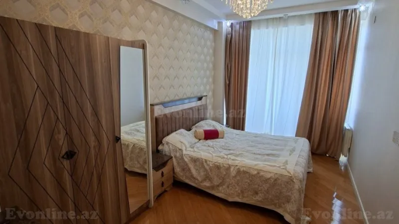 Satılır 4 otaqlı Mənzil Yeni tikili 110 m² Elmlər Akademiyası m. - şəkil 2