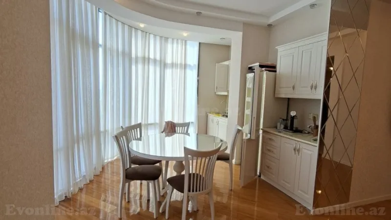 Satılır 4 otaqlı Mənzil Yeni tikili 110 m² Elmlər Akademiyası m. - şəkil 12