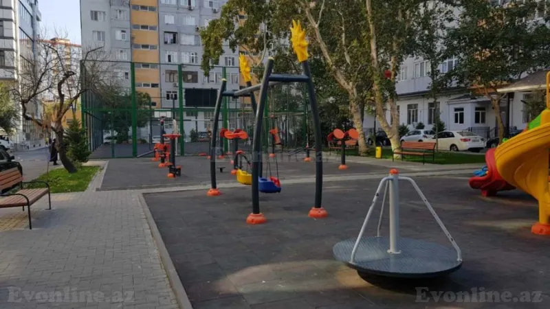 Satılır 2 otaqlı Mənzil Köhnə tikili 44 m² Gənclik m. - şəkil 5
