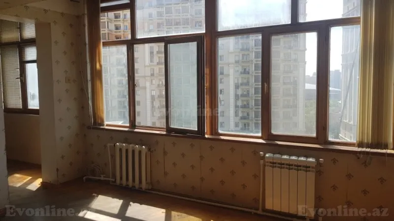 Satılır 2 otaqlı Mənzil Köhnə tikili 44 m² Gənclik m. - şəkil 11