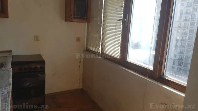 Satılır 2 otaqlı Mənzil Köhnə tikili 44 m² Gənclik m. - şəkil 21