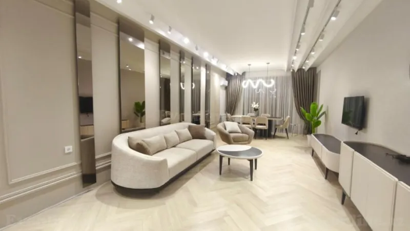 Kirayə verilir 3 otaqlı Mənzil Yeni tikili 140 m² Nəsimi r.