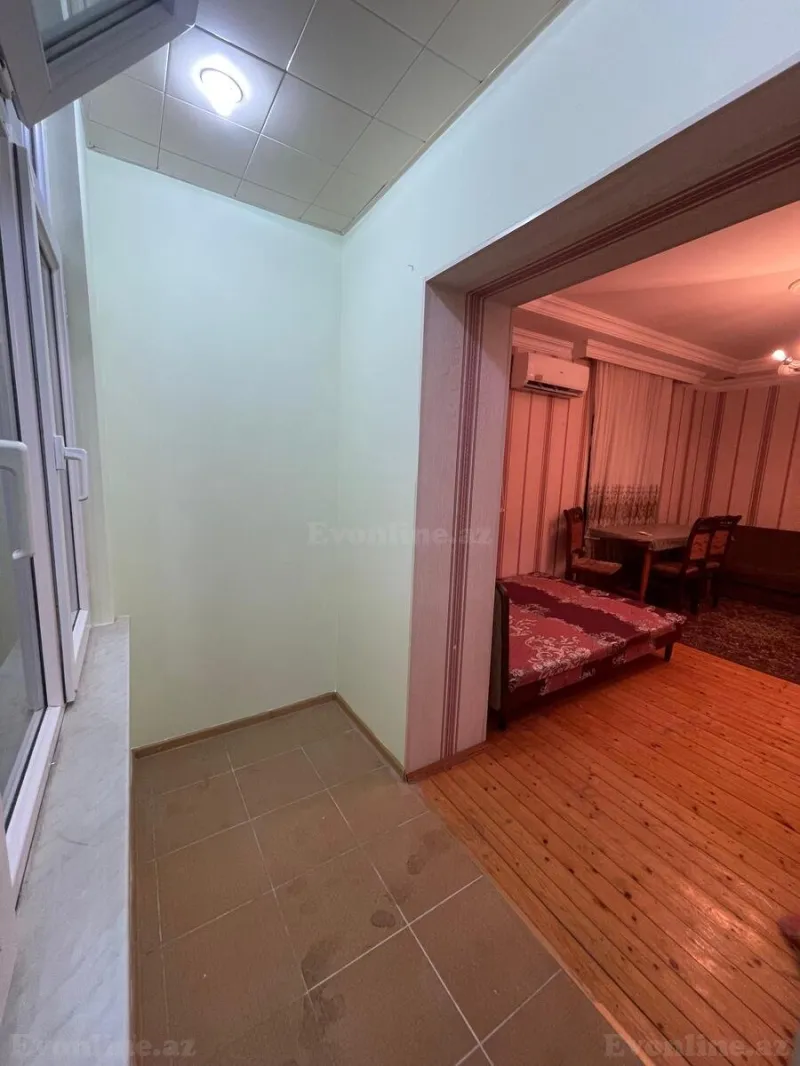 Satılır 2 otaqlı Mənzil Köhnə tikili 40 m² Nərimanov r. - şəkil 4