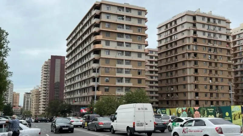4 otaqlı Mənzil 256 m² 28 May m. Satılır