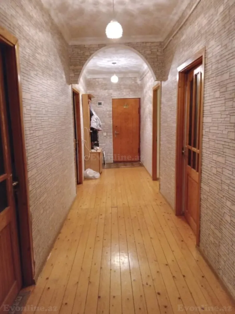 Satılır 5 otaqlı Mənzil Köhnə tikili 110 m² Biləcəri - şəkil 3