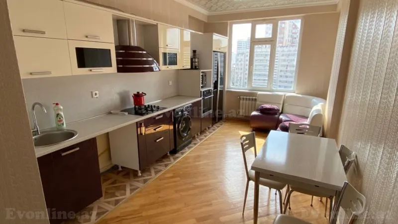 Kirayə verilir 3 otaqlı Mənzil Yeni tikili 93 m² 4-cü mikrorayon