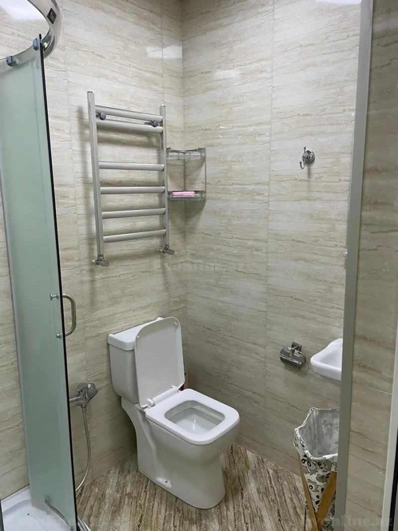 Kirayə verilir 2 otaqlı Mənzil Yeni tikili 70 m² Sabunçu r. - şəkil 11