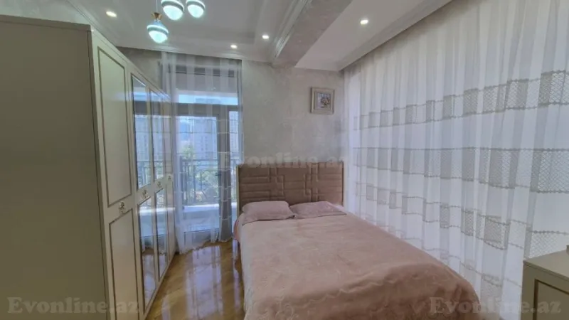 Satılır 3 otaqlı Mənzil Yeni tikili 106 m² 28 May m. - şəkil 11