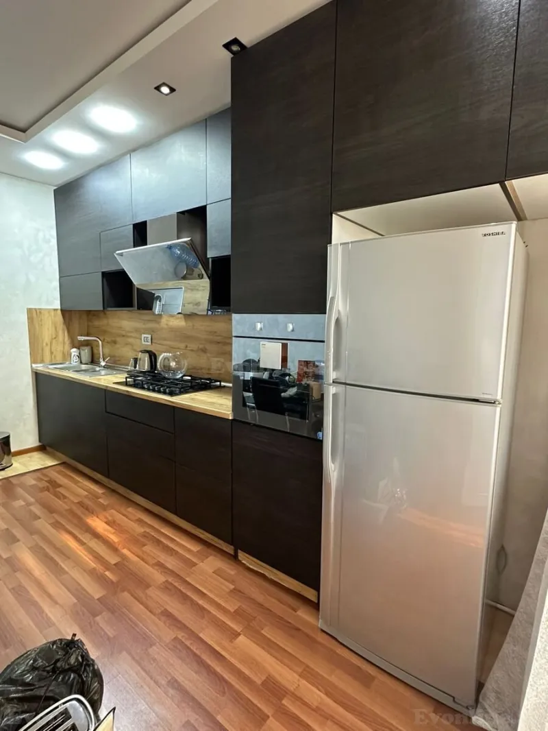 Kirayə verilir 2 otaqlı Mənzil Yeni tikili 82 m² Nəsimi r. - şəkil 8