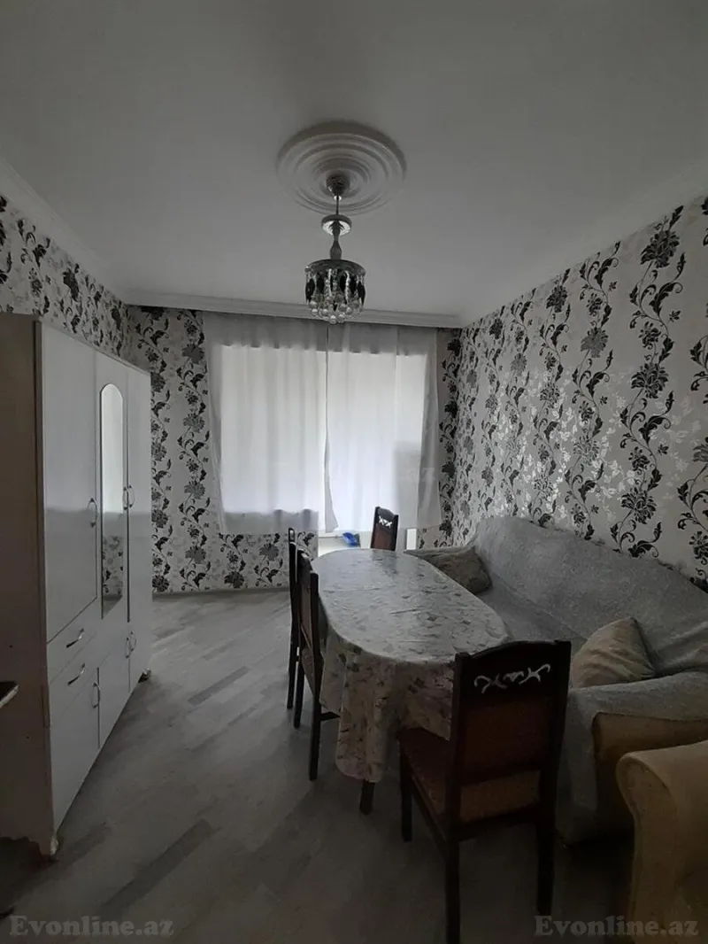 3 otaqlı Mənzil 63 m² 3-cü mikrorayon Kirayə verilir