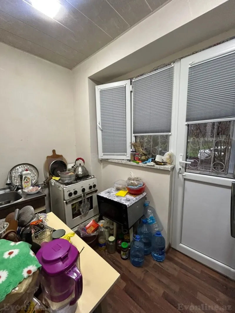 Satılır 3 otaqlı Mənzil Köhnə tikili 60 m² Həzi Aslanov m. - şəkil 9